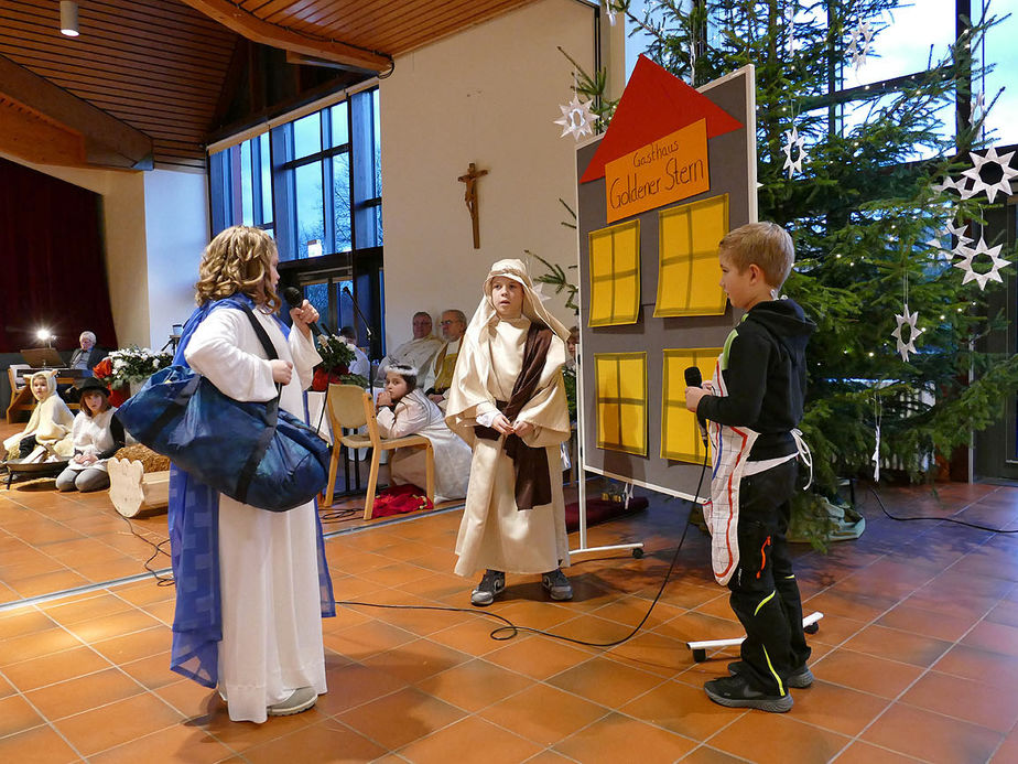 Kinderchristmette mit Krippenspiel (Foto: Karl-Franz Thiede)